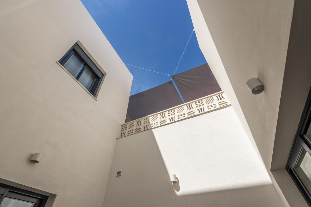 Trajano Premium Estudios By H Ayamonte Exterior photo